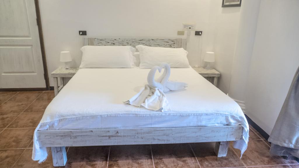 Lanterna Hotel Boracay Balabag  Ngoại thất bức ảnh