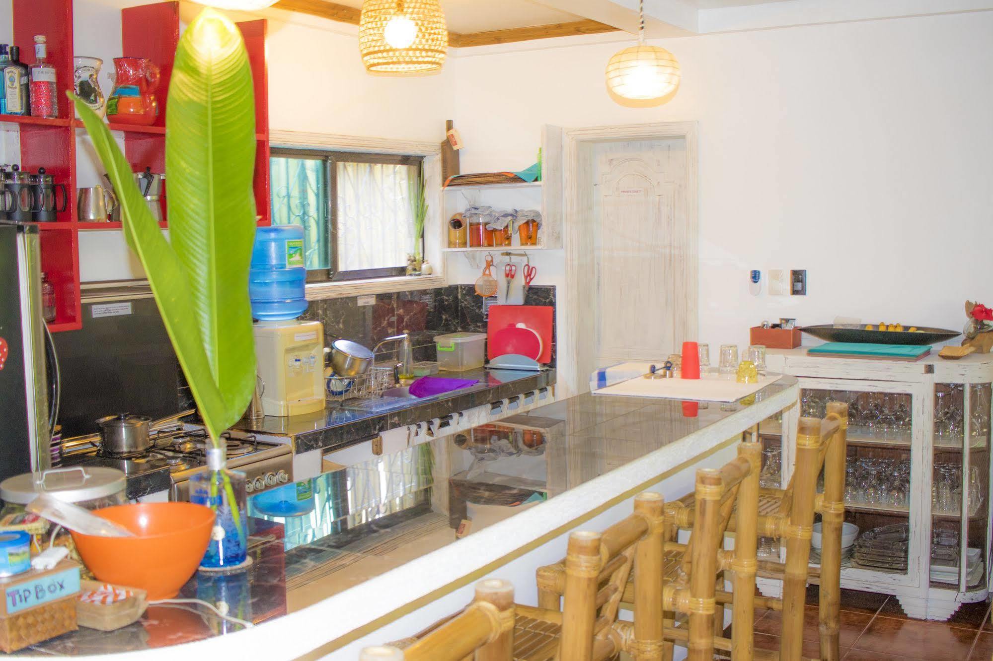 Lanterna Hotel Boracay Balabag  Ngoại thất bức ảnh